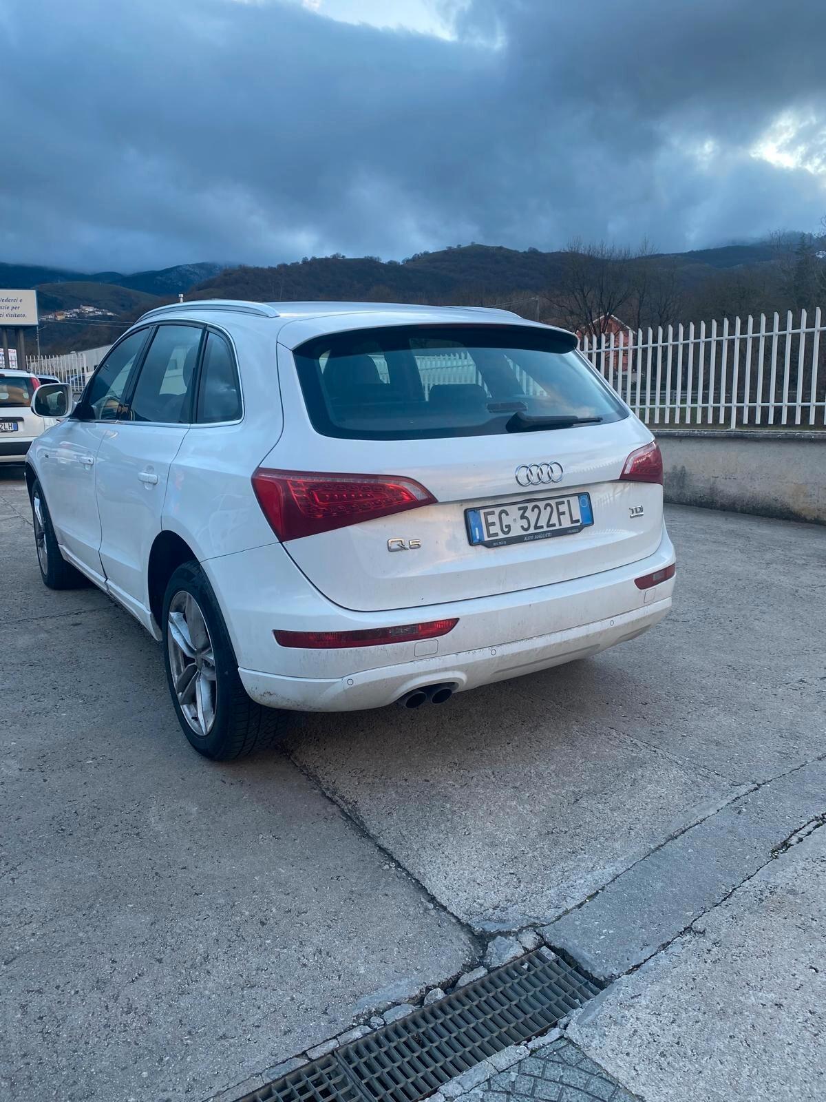 Audi Q5 2.0 TDI 170 CV quattro SLINE