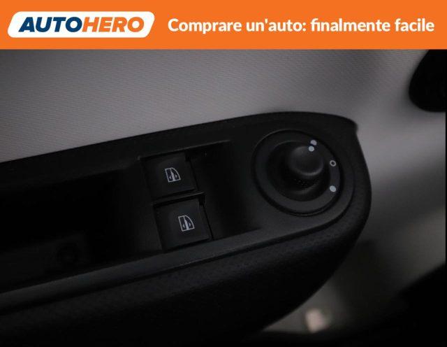 RENAULT Twingo SCe Lovely