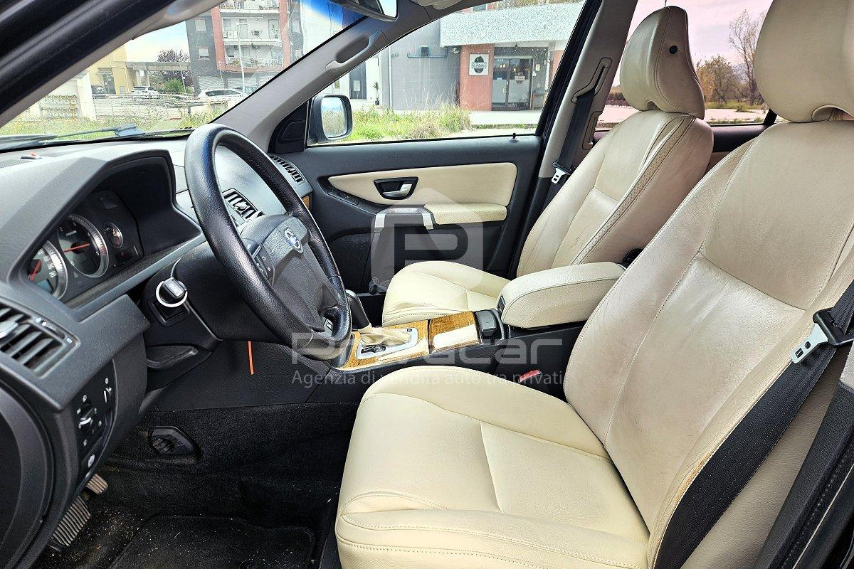 VOLVO XC90 2.4 D5 185 CV AWD Momentum