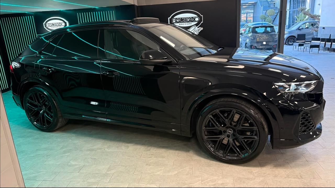 AUDI RS Q8 4.0TFSI 600CV 2025 TETTO APRIBILE