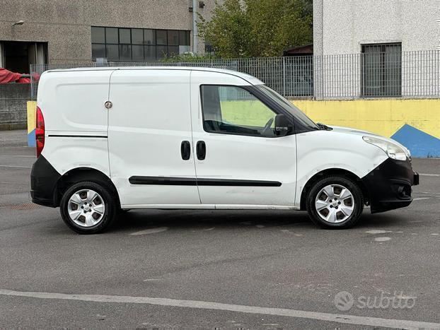 OPEL COMBO ANNO 10/2014 SUPER PREZZO!