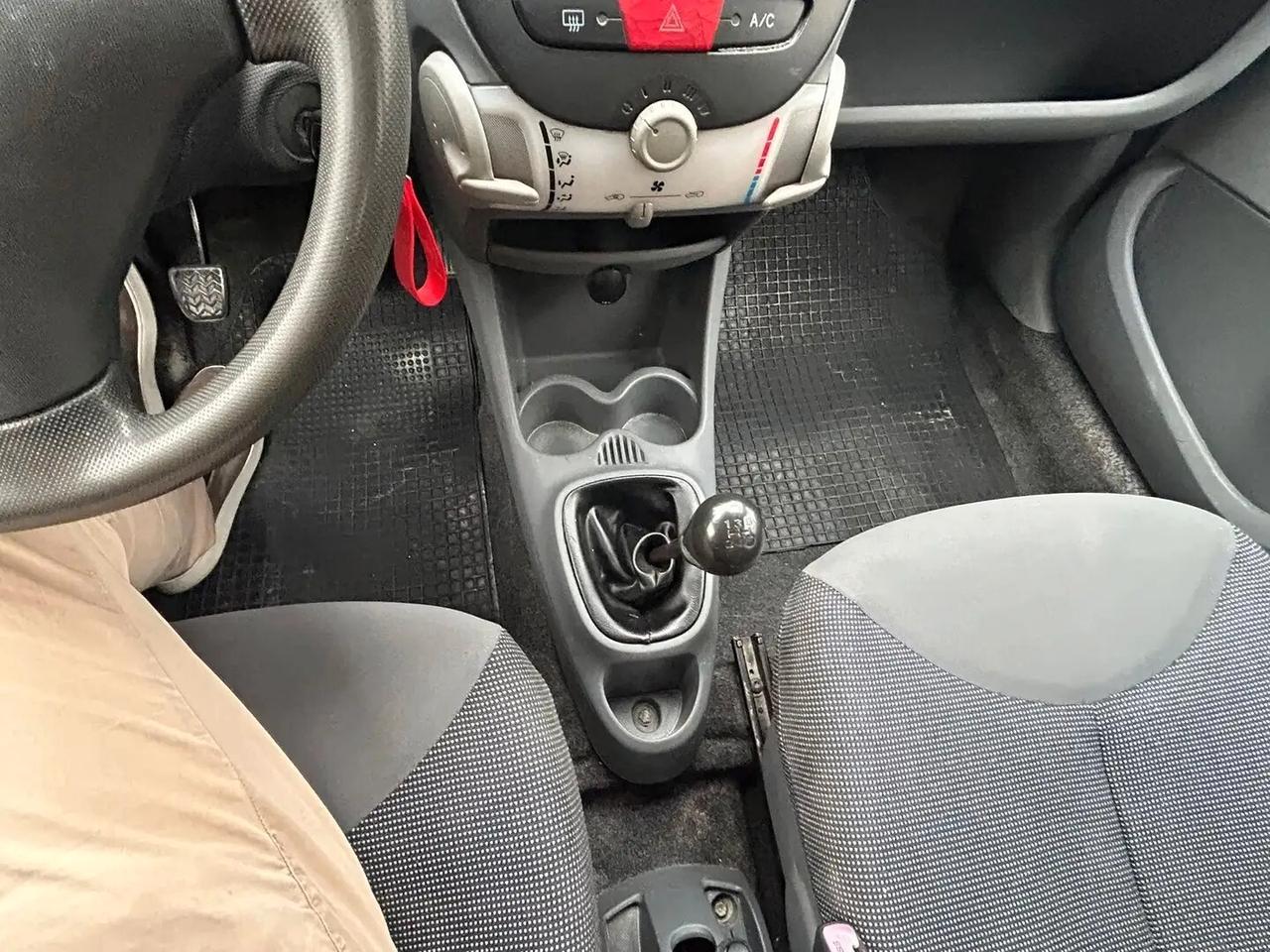 Peugeot 107 1.0 68CV 5p. Desir