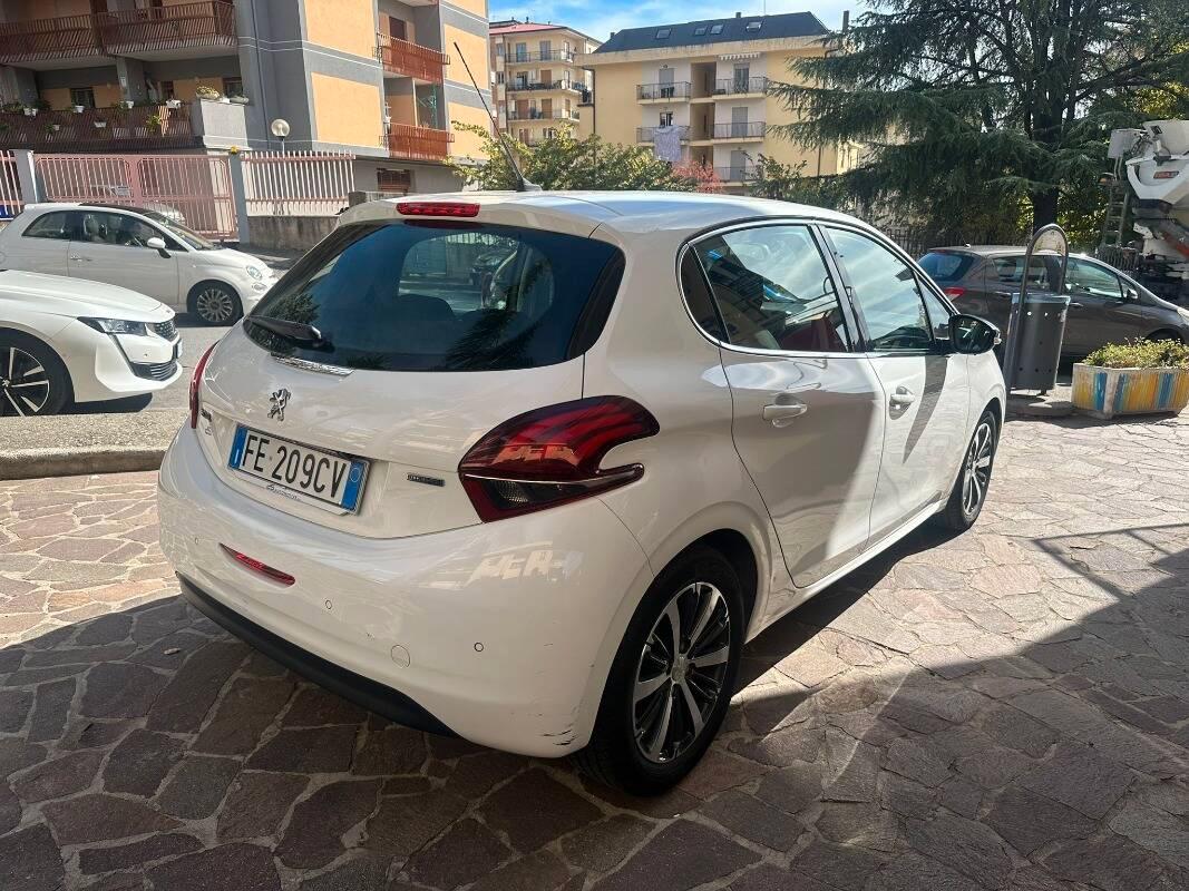 Peugeot 208 1.6 bluehdi Allure 75cv 5p