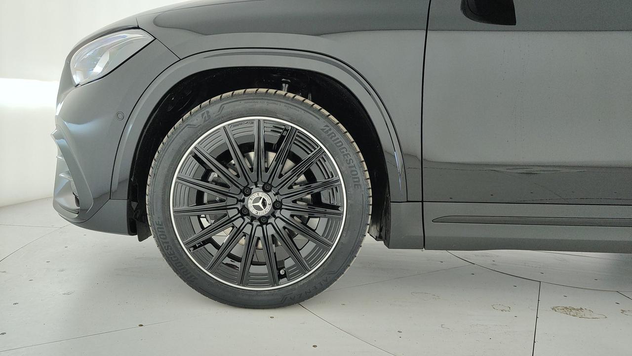 Mercedes-Benz GLA 200 d automatic