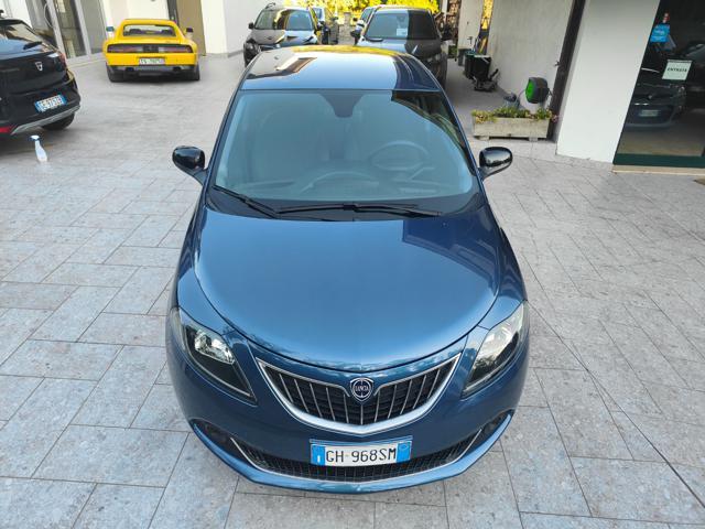 LANCIA Ypsilon 1.0 FireFly 5 porte S&S Hybrid Ecochic Silver