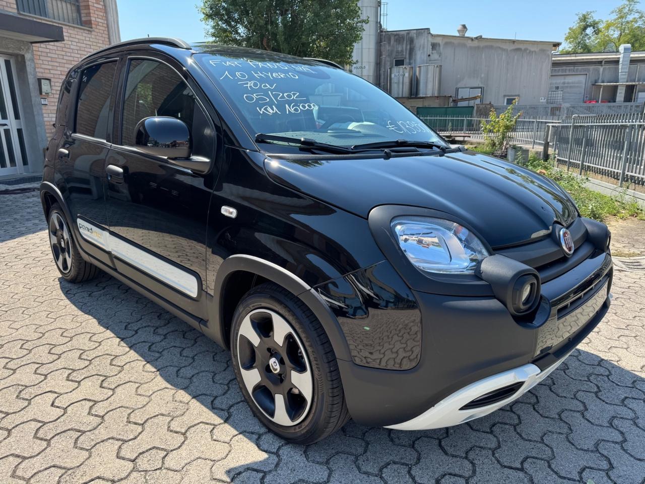 Fiat Panda 1.0 FireFly S&S Hybrid Pandina