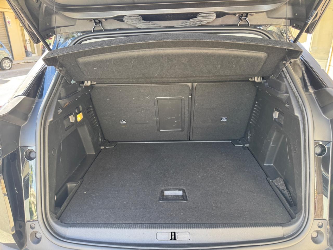 Peugeot 3008 BlueHDi 130 S&S Allure