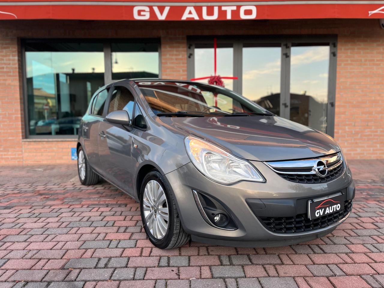 Opel Corsa 1.2 Cosmo