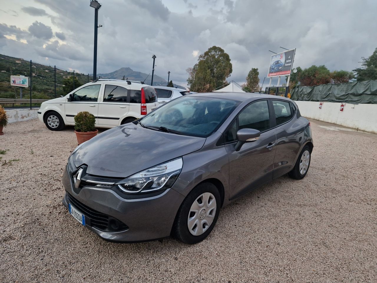 Renault Clio 1.5 Dci 8v 90cv Edc 5 Porte Energy