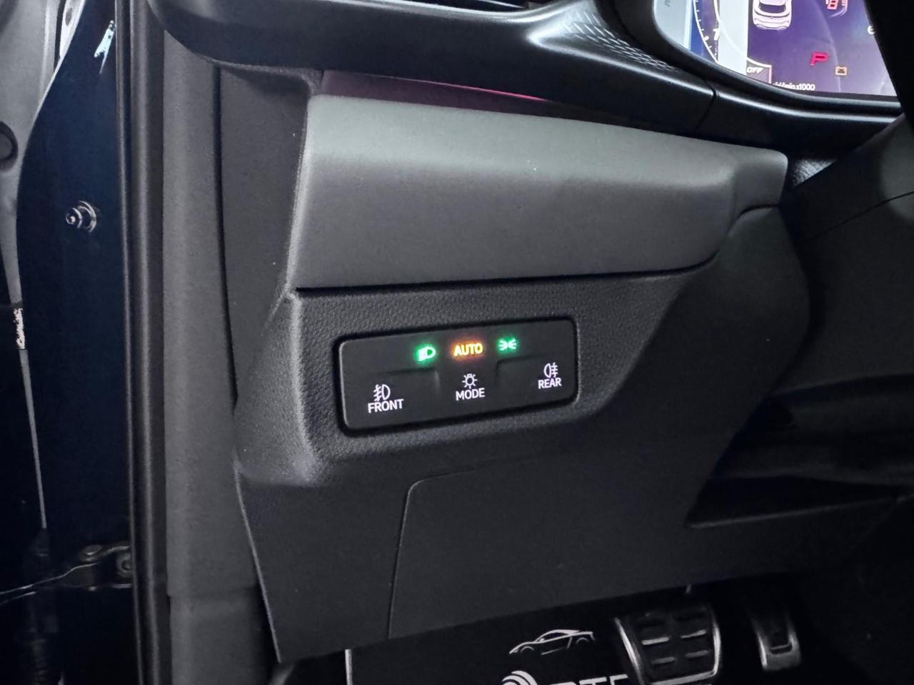 CUPRA Terramar 1.5 Hybrid DSG - MOONLIGHT DESIGN + PACK EDGE