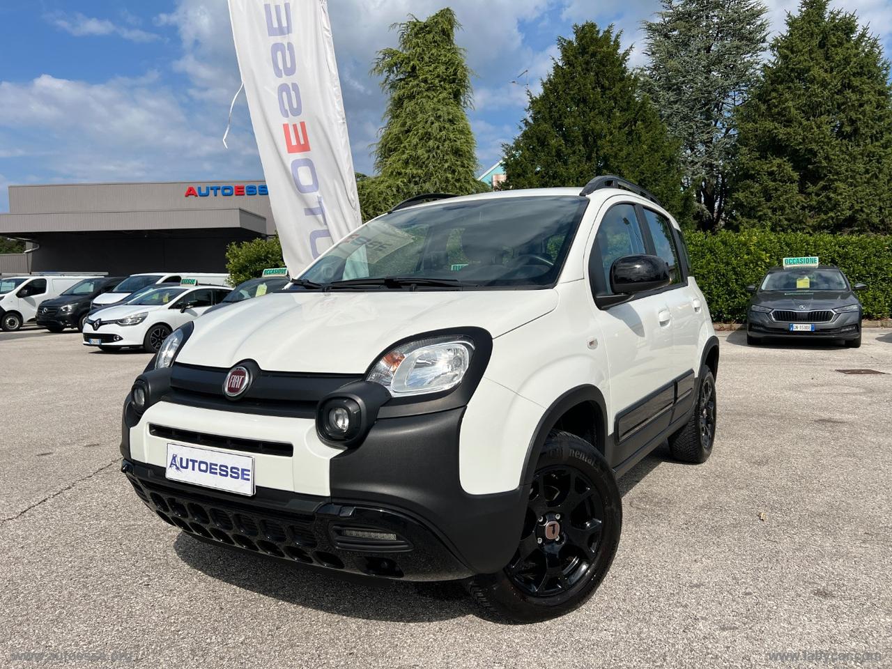 FIAT Panda 0.9 T.Air S&S 4x4 Trussardi