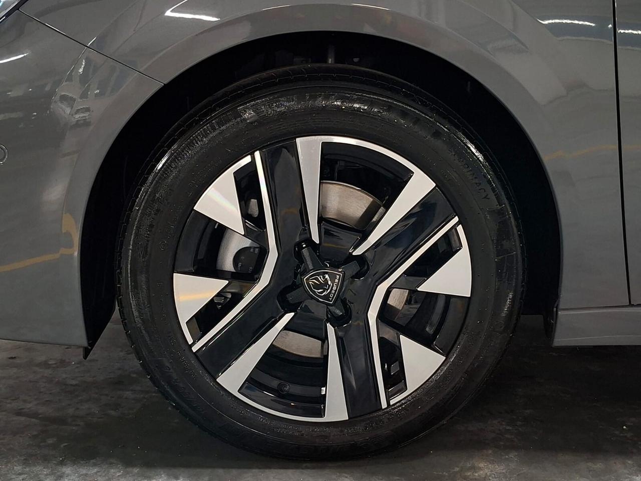 Peugeot 208 1200 PureTech 101CV Allure 5 Porte Km. 0