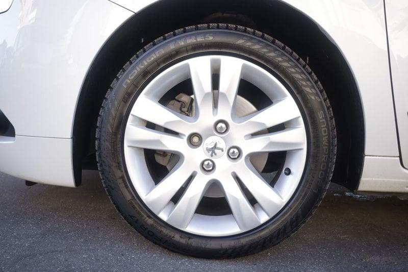 Peugeot 5008 Peugeot 5008 2.0 HDi 150CV 7 posti Business Unicoproprietario