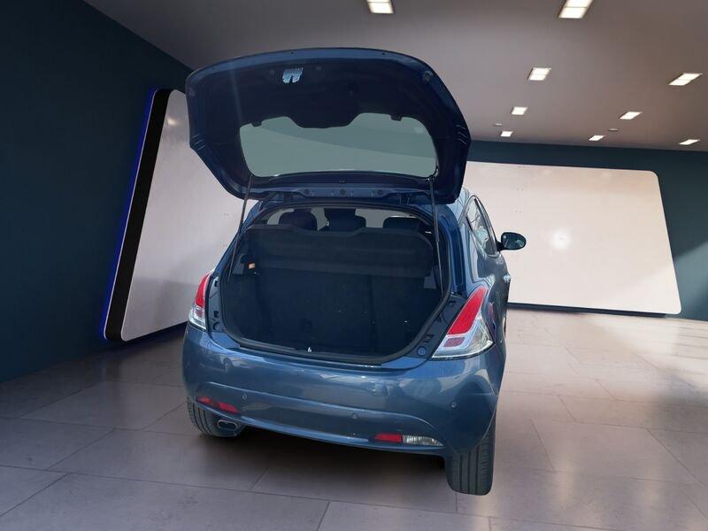 Lancia Ypsilon III 2021 1.0 firefly hybrid Gold s&s 70cv