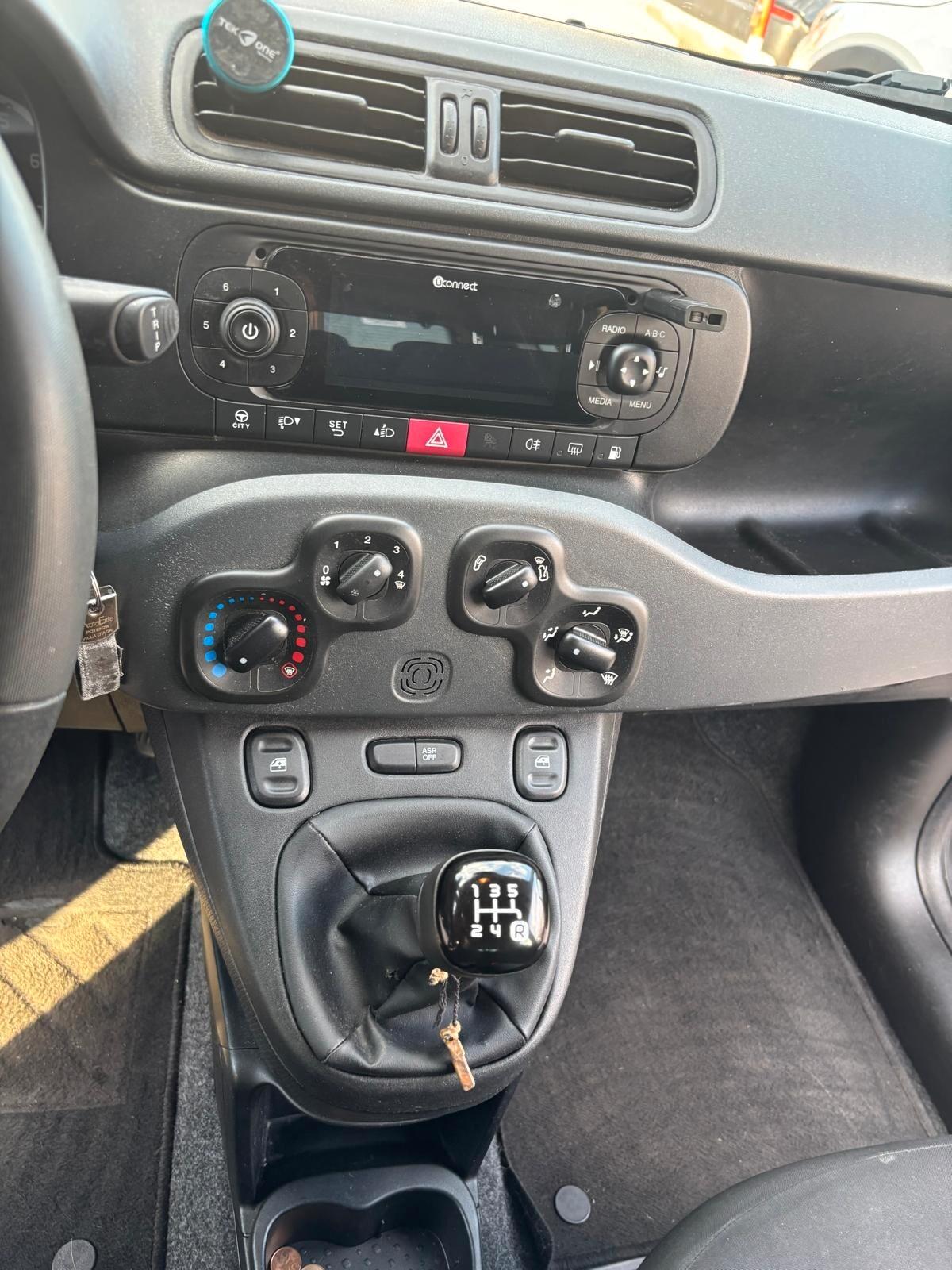 Fiat Panda 0.9 TwinAir Turbo Natural Power Lounge