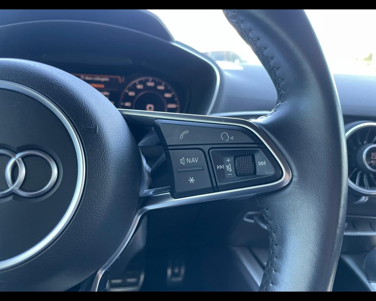 AUDI TT 3ª serie - TT Coupé 2.0 TDI quattro S tronic S line