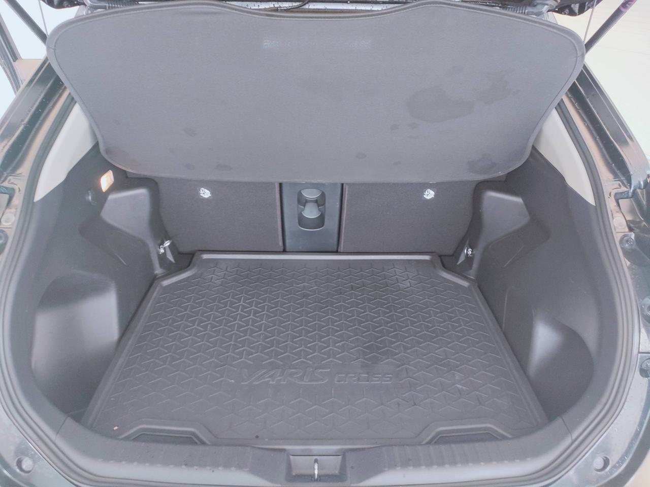 TOYOTA Yaris Cross 2021 - Yaris Cross 1.5h Lounge awd-i 116cv e-cvt