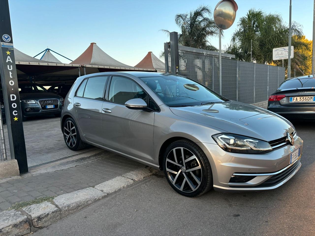 VW Golf 2.0 TDI 150cv DSG 4MOTION Executive - 2018