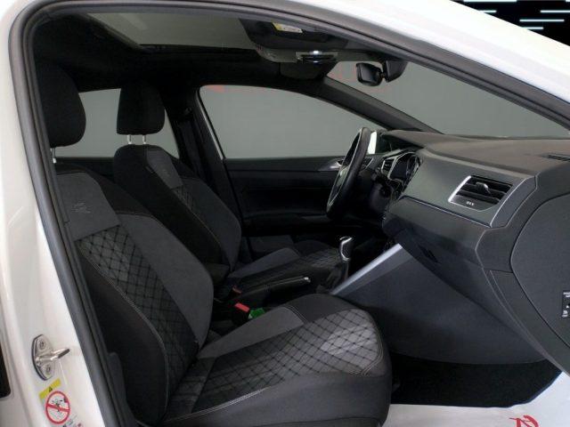 VOLKSWAGEN Taigo 1.0 TSI 115 CV R-Line Km 16.000 Pronta Consegna
