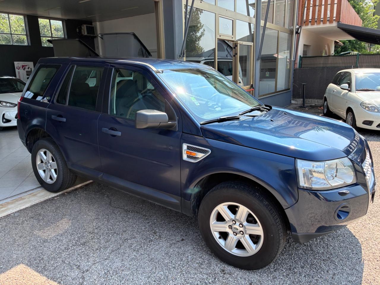 Land Rover Freelander 2 2.2 TD4 S