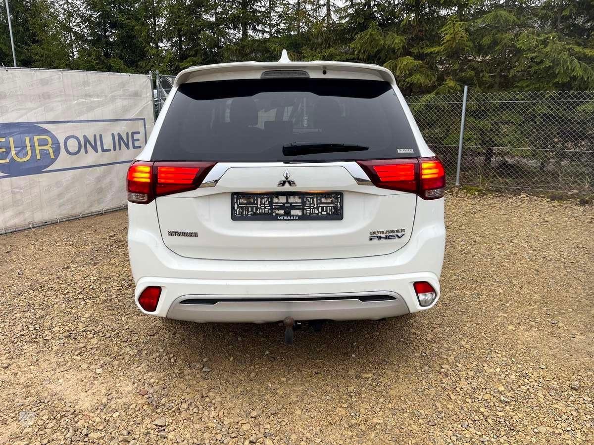 Mitsubishi Outlander 2.0 MIVEC 4WD PHEV Instyle Diamond SDA
