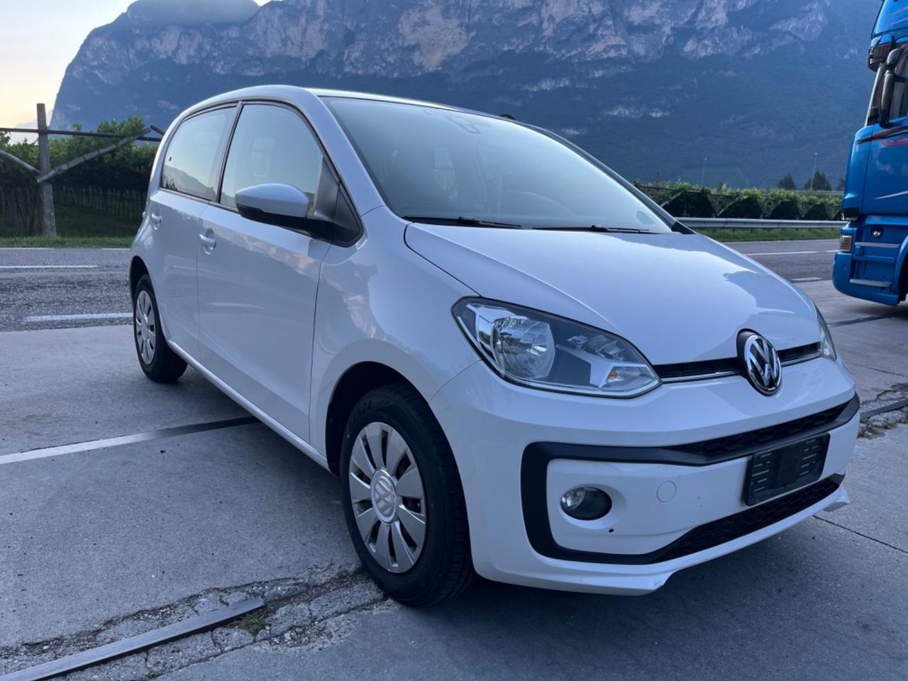 Volkswagen up! 1.0 5p. move up!