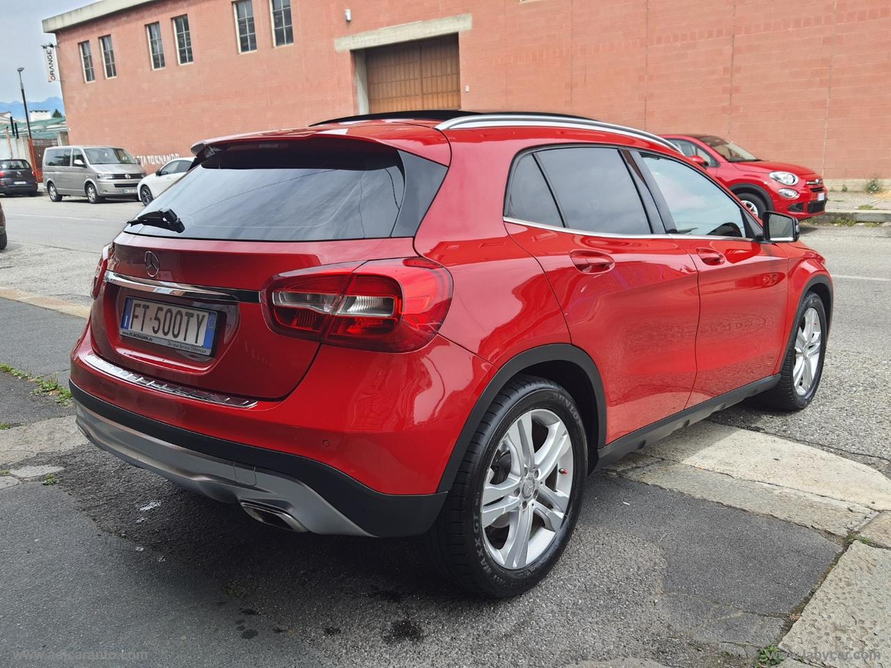 MERCEDES-BENZ GLA 200 CDI Automatic 4Matic Sport