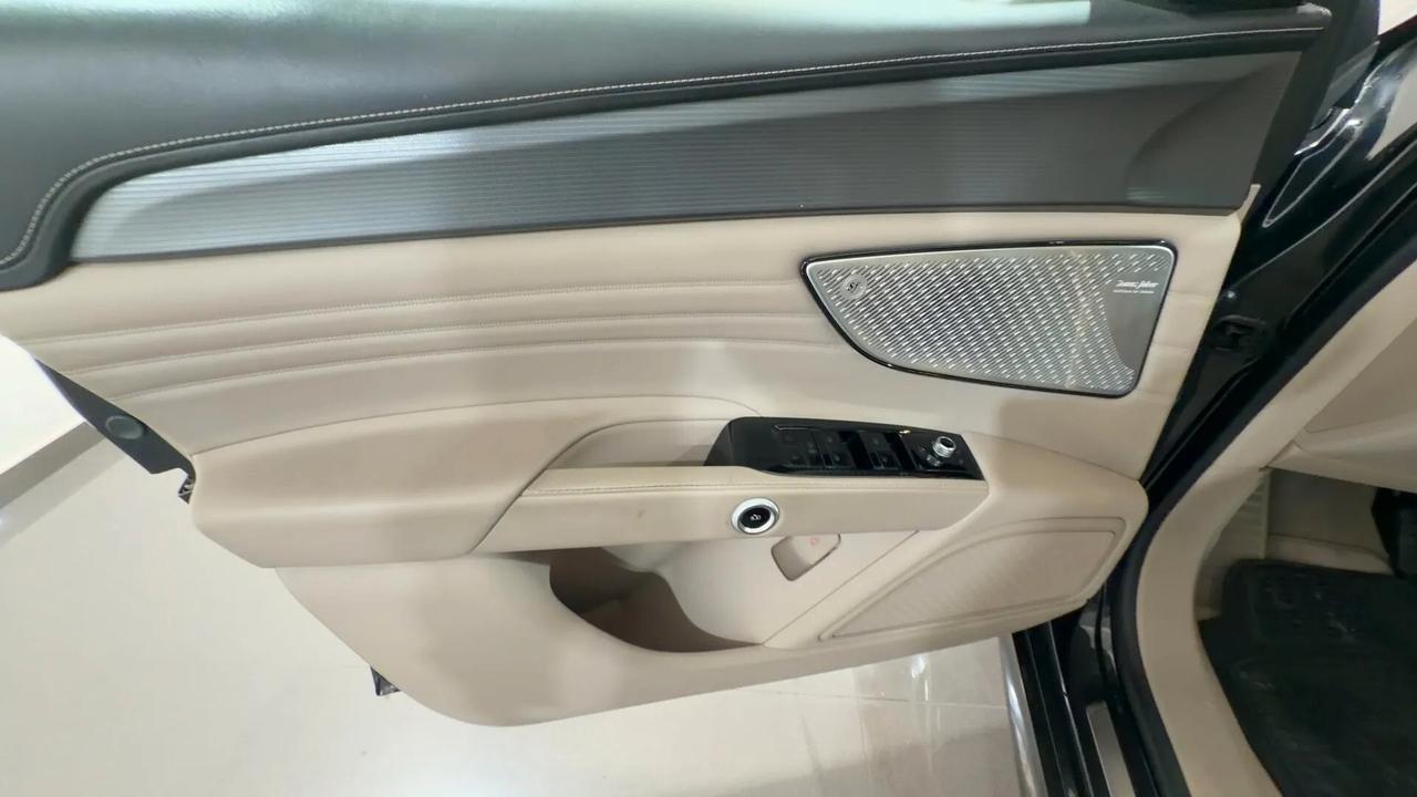 Maserati Grecale MHEV 300 CV AWD GT