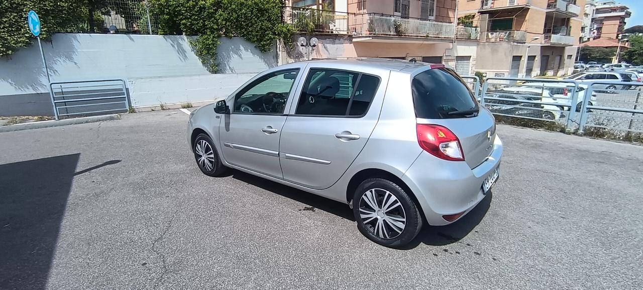 Renault Clio 1.2 16V 5 porte Yahoo!