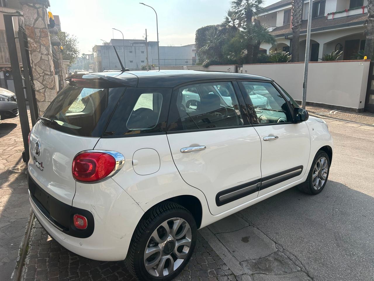 Fiat 500L Living 0.9 TwinAir Turbo Natural Power Lounge