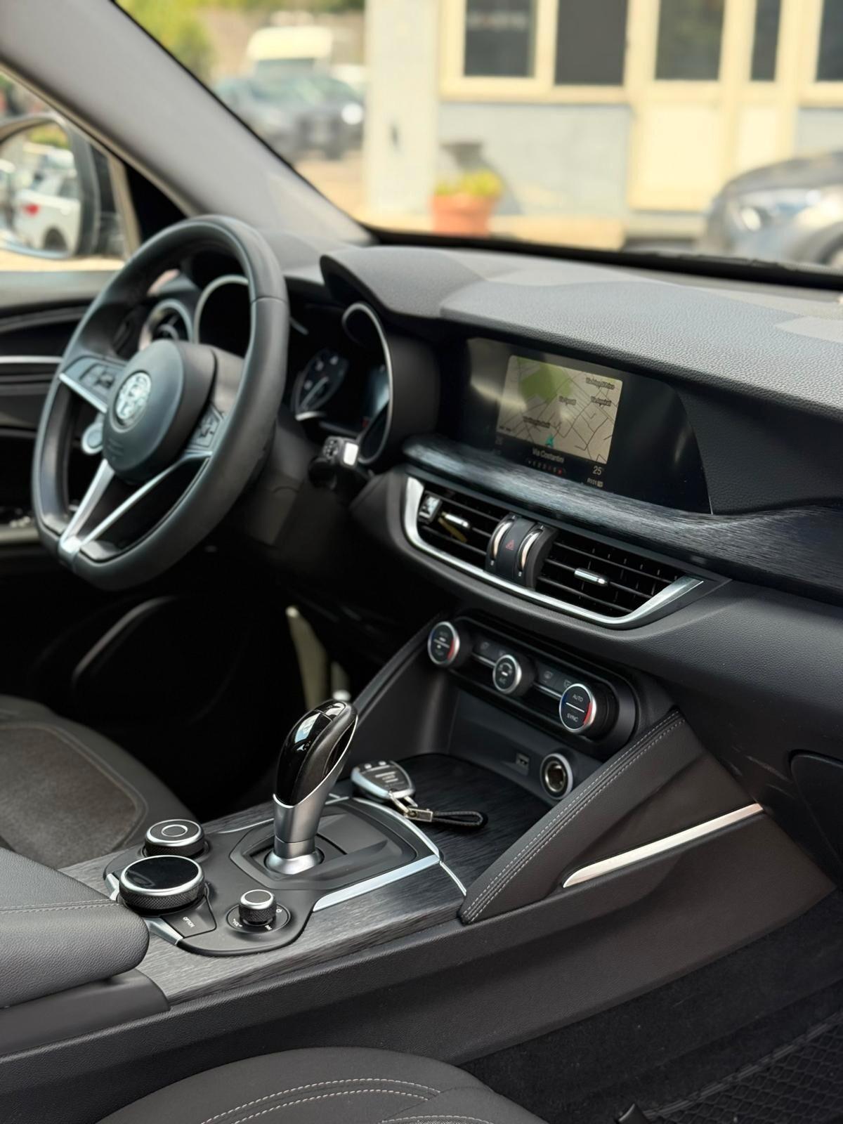 Alfa Romeo Stelvio 2.2 Turbodiesel 190 CV AT8 Q4 Business-MOTORE REVISIONATO-