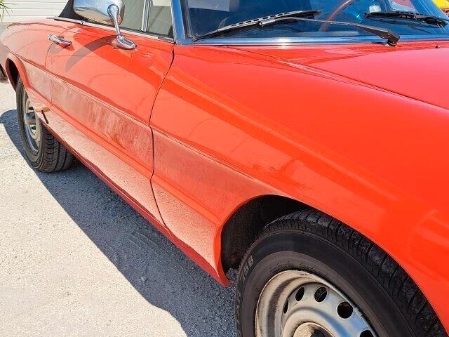Alfa Romeo Spider DUETTO 1.6 2°S. -service book -2+2