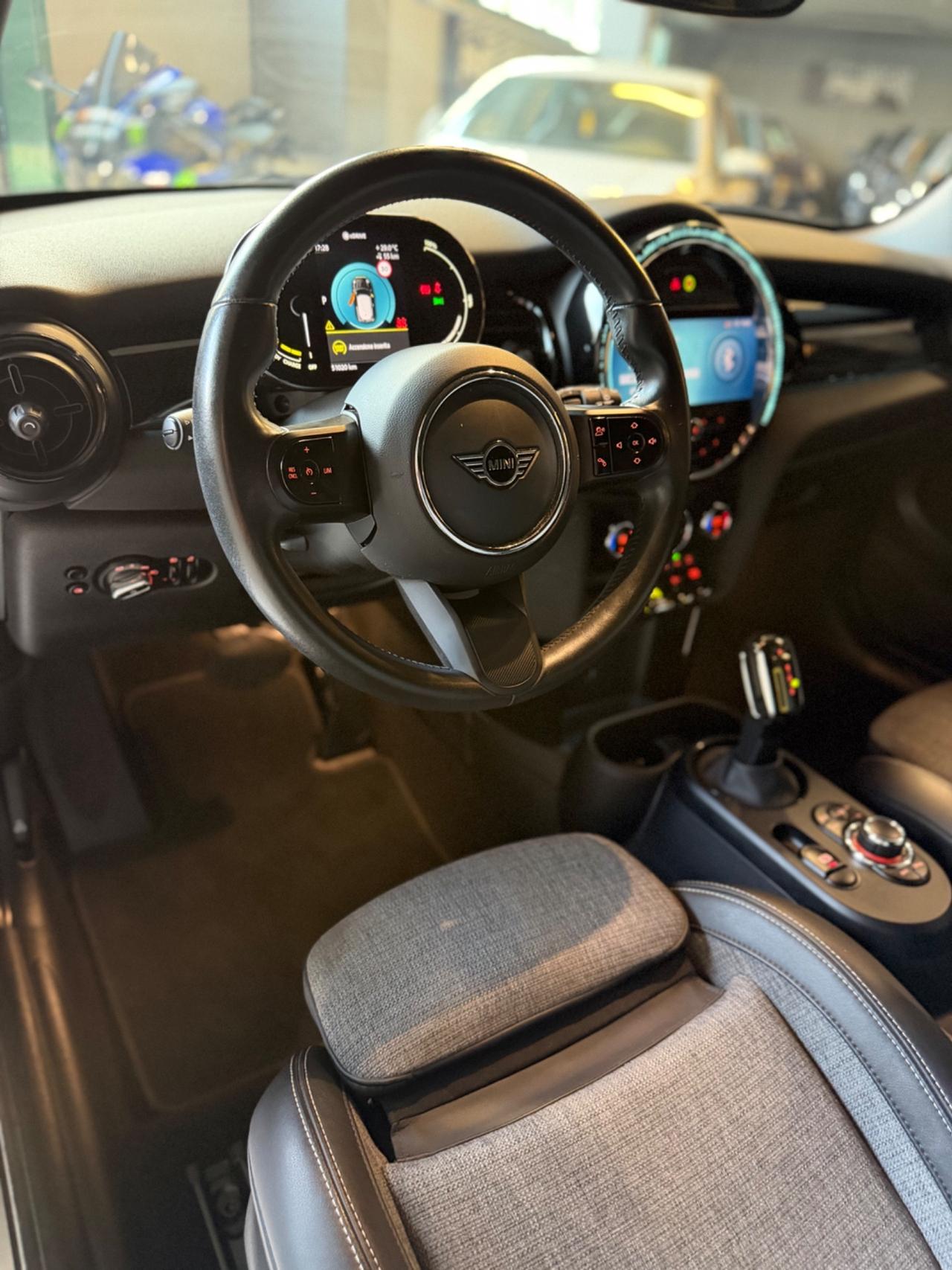 Mini COOPER SE KMCERT GARANZ UNICOPR