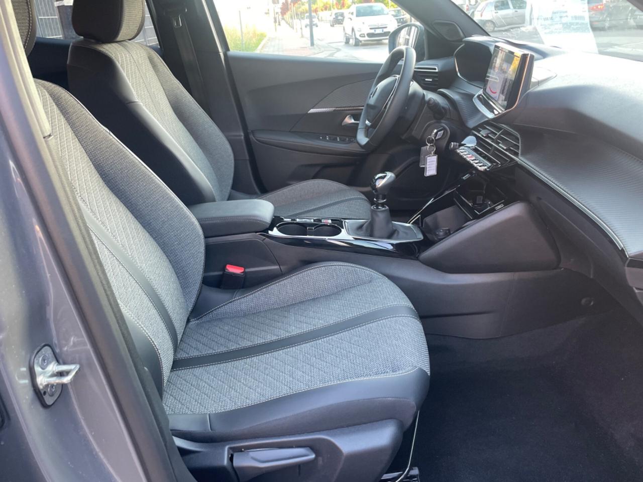 Peugeot 2008 PureTech 100 S&S Allure