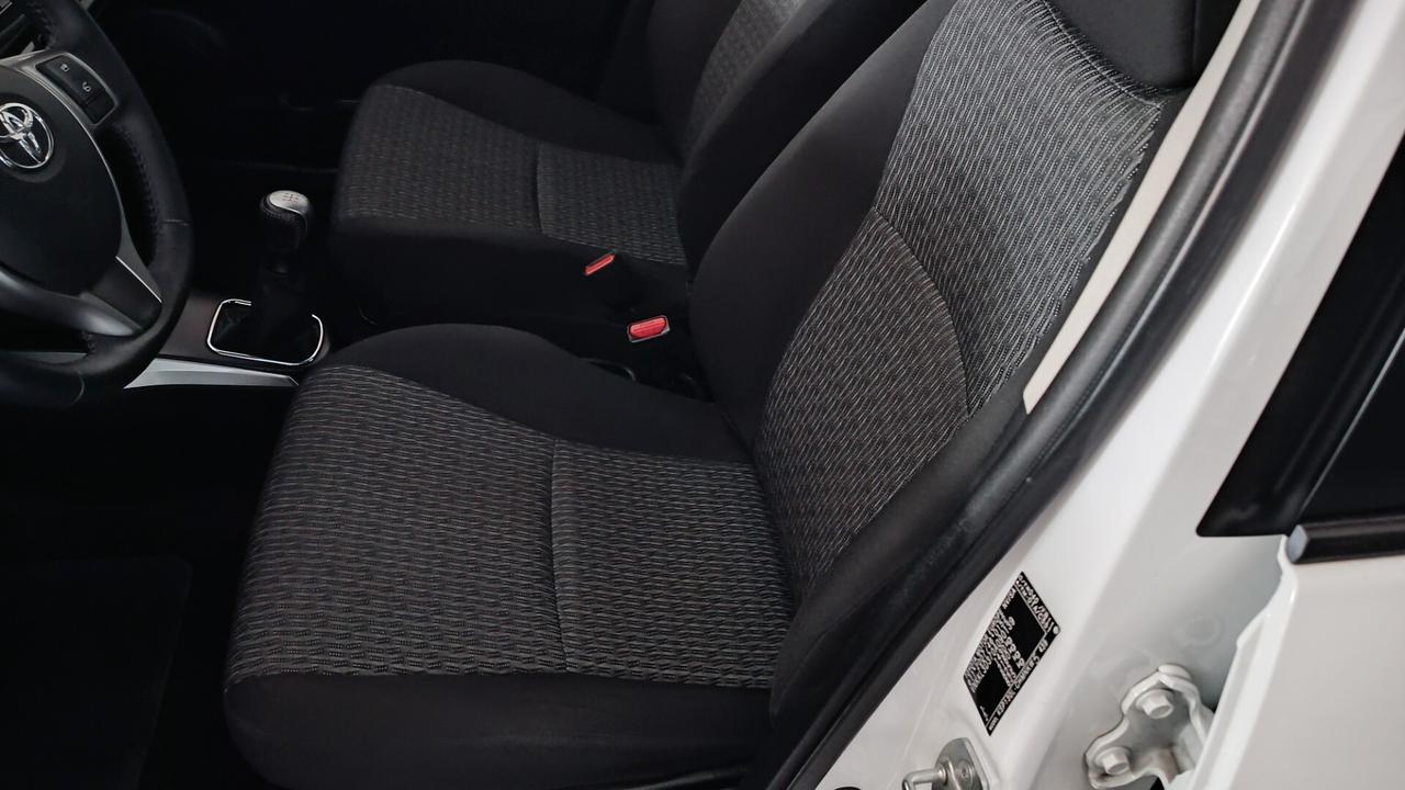 Toyota Yaris 1.0 5 porte