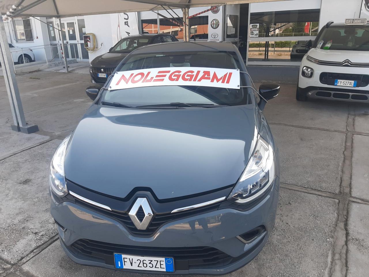 Renault Clio dCi 8V 75 CV 5 porte Moschino Life