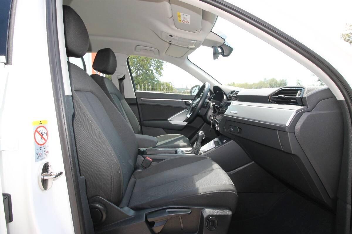 Audi Q3 35 TDI S tronic Business 150cv|12.2018