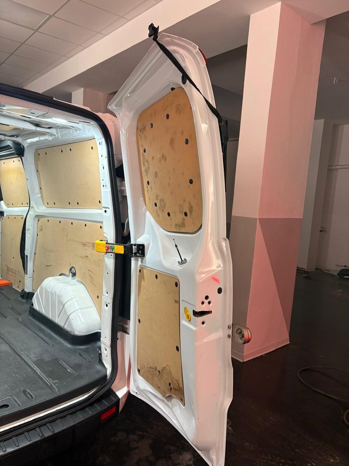 Ford Transit Custom 320 2.0 EcoBl. 130 aut.PC Furg.Coib. 0°Trend