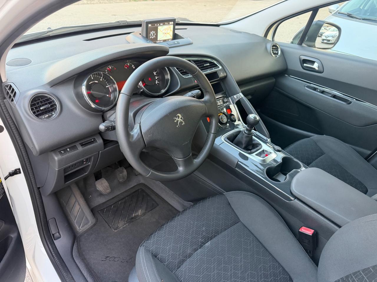 Peugeot 3008 1.6 HDi 115CV Allure 2013