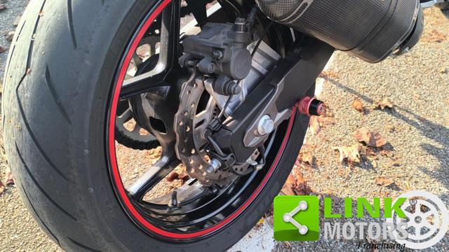 KAWASAKI Z800 AKRAPOVIC