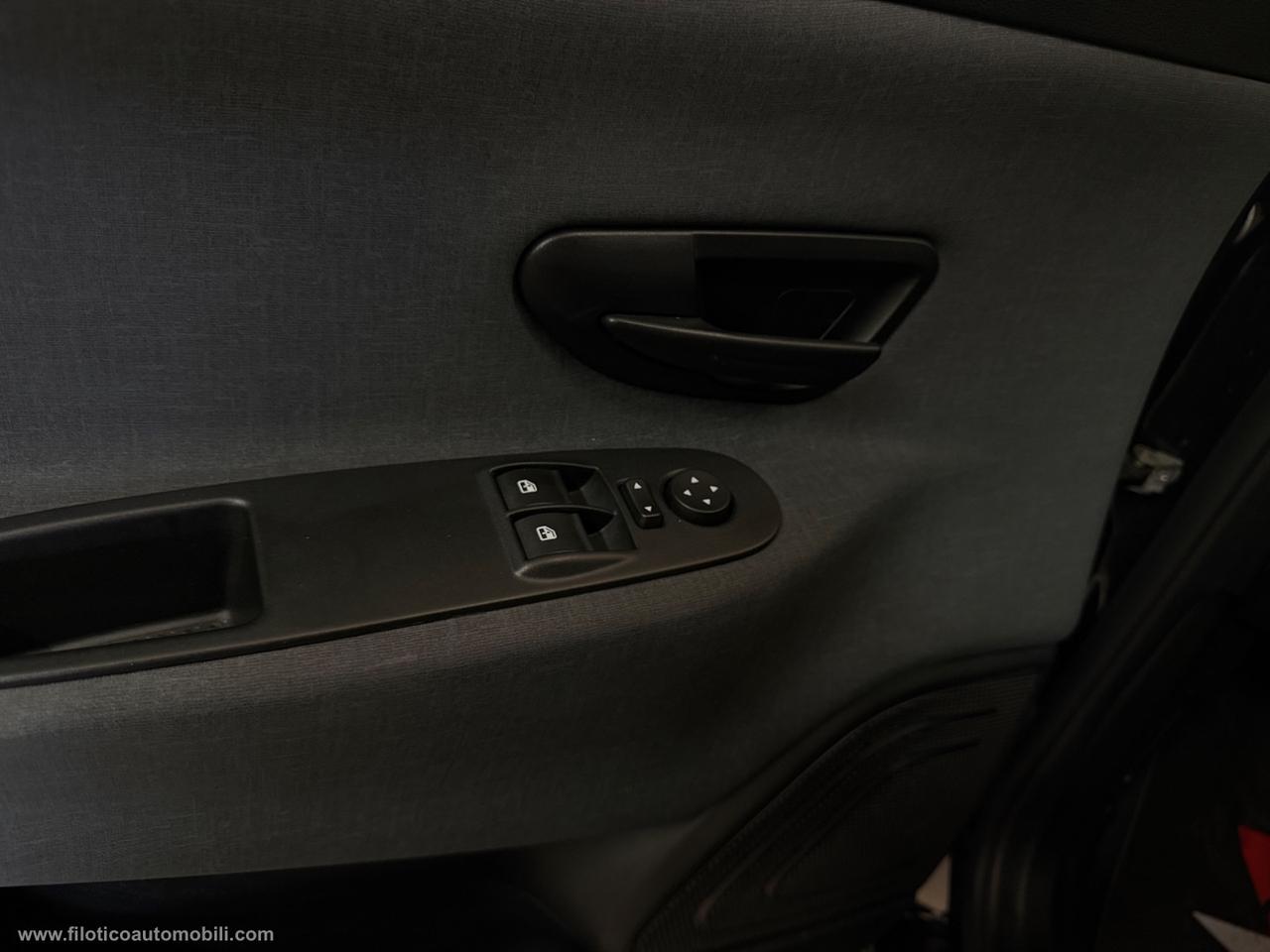 LANCIA Ypsilon 1.0 FireFly 5p.S&S Hybryd Gold IBIRDA | USATO GARANTITO