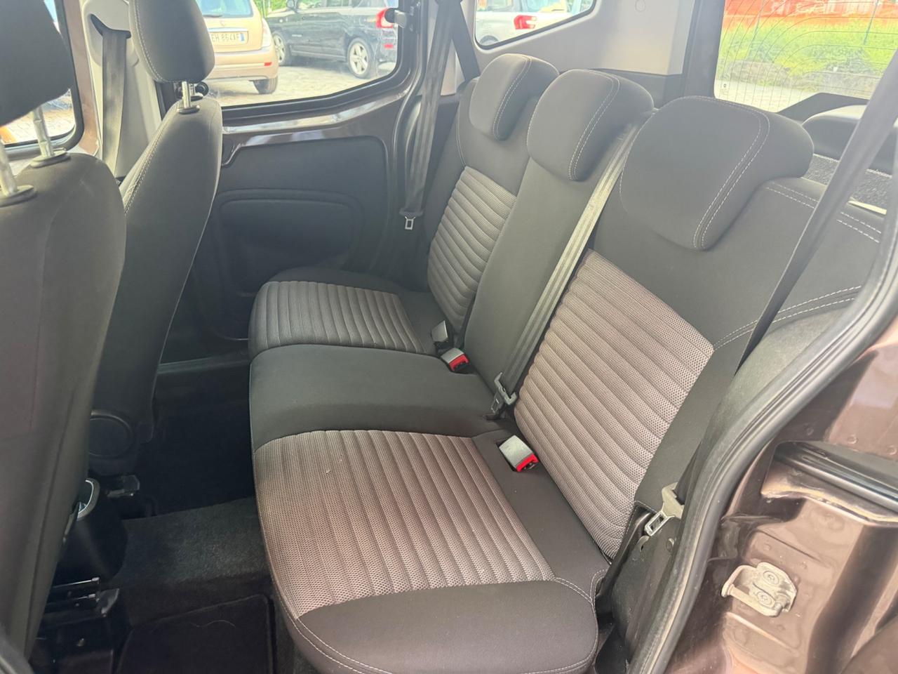 Fiat Qubo 1.3 MJT 95 CV Trekking 2018 - EURO 6B