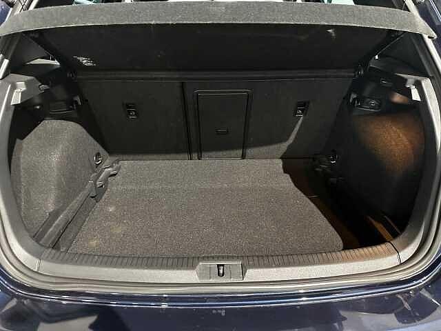 Volkswagen Golf 7ª serie 1.6 TDI DSG 5p. R-LINE