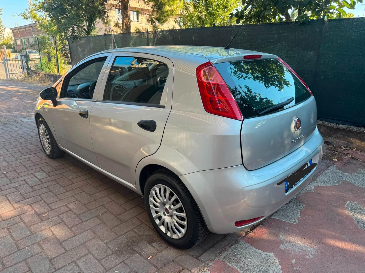 Fiat Punto 1.2 Lounge euro 6 - 2015