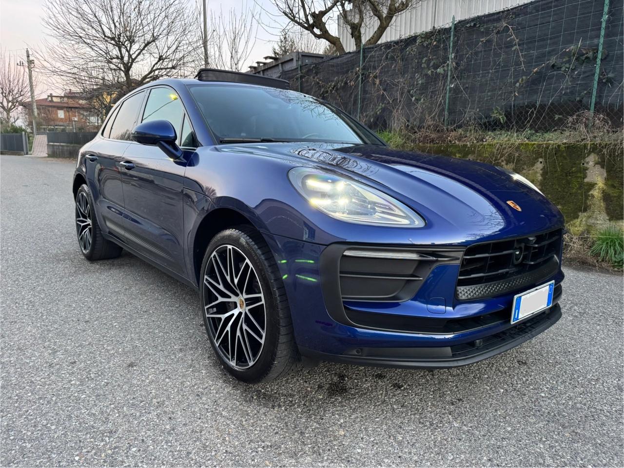 Porsche Macan cerchi 21, tetto, tagliandi Porsche