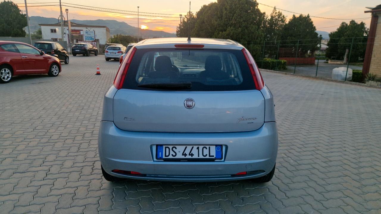 Fiat Grande Punto 1.3 MJT 75 CV 5 porte Dynamic