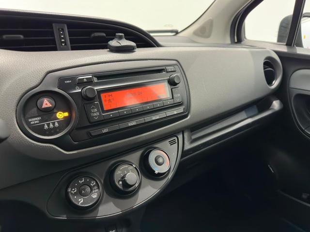 TOYOTA Yaris 1.0 5 porte Lounge