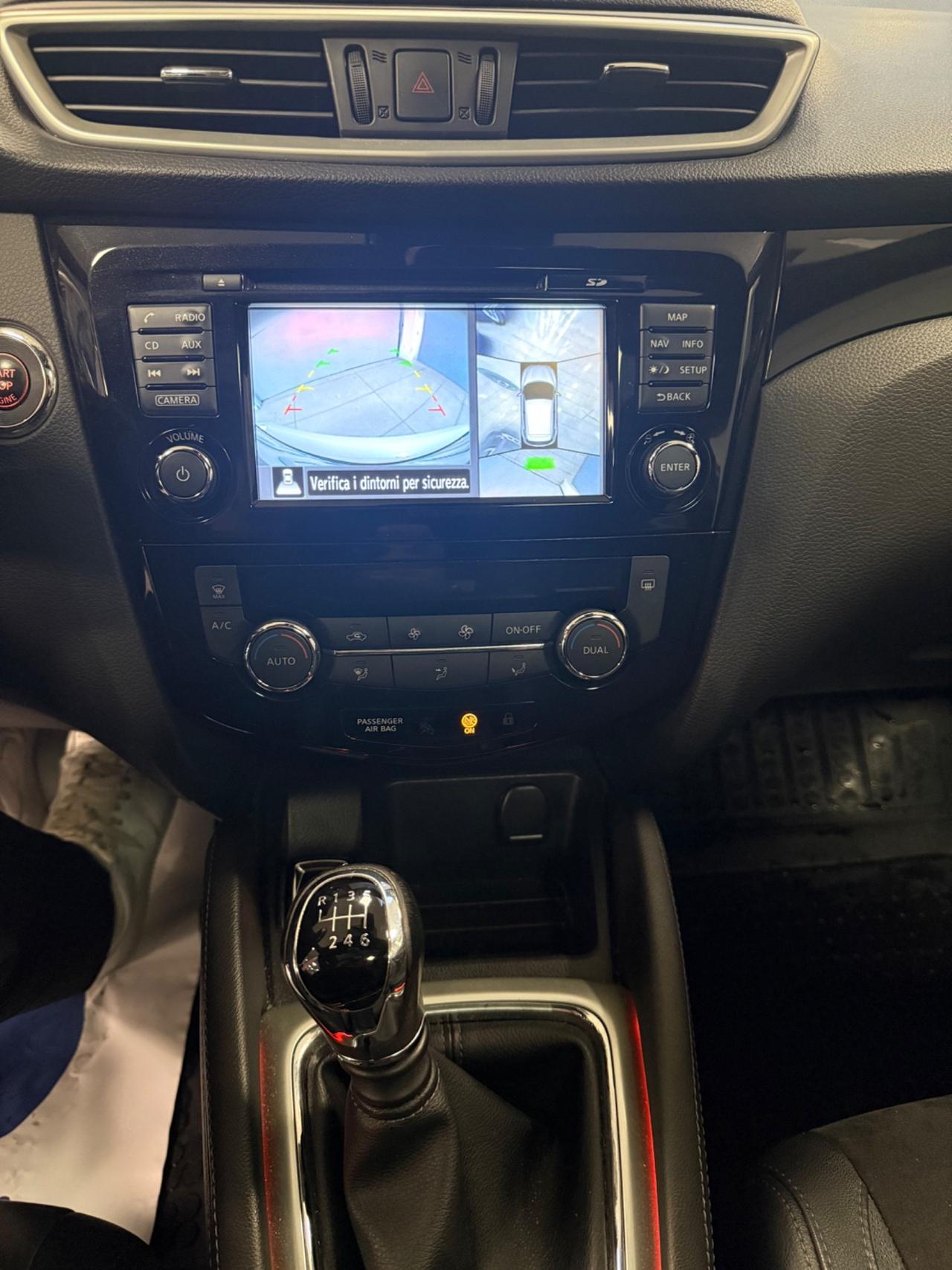 Nissan Qashqai 1.6 dCi 2WD Visia 131CV Manuale