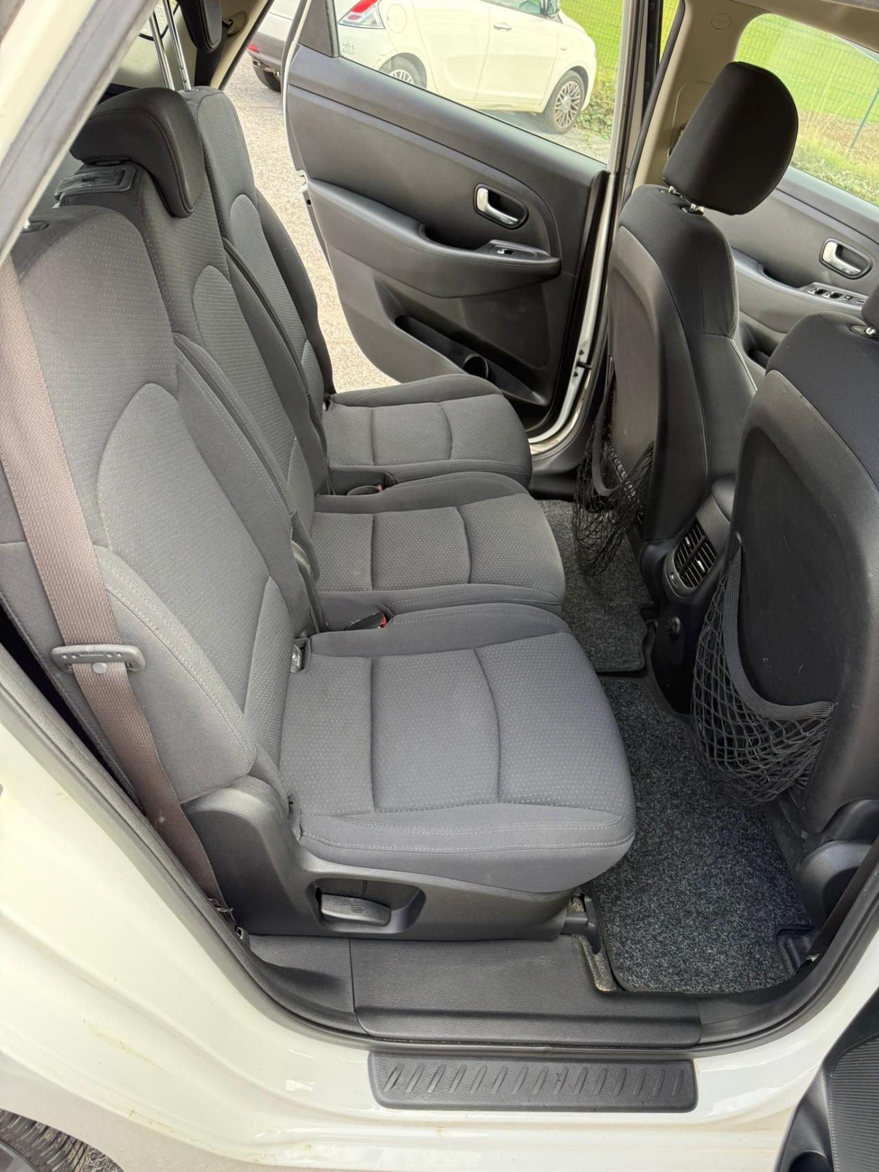 Kia Carens 1.7 CRDi 115 CV Class