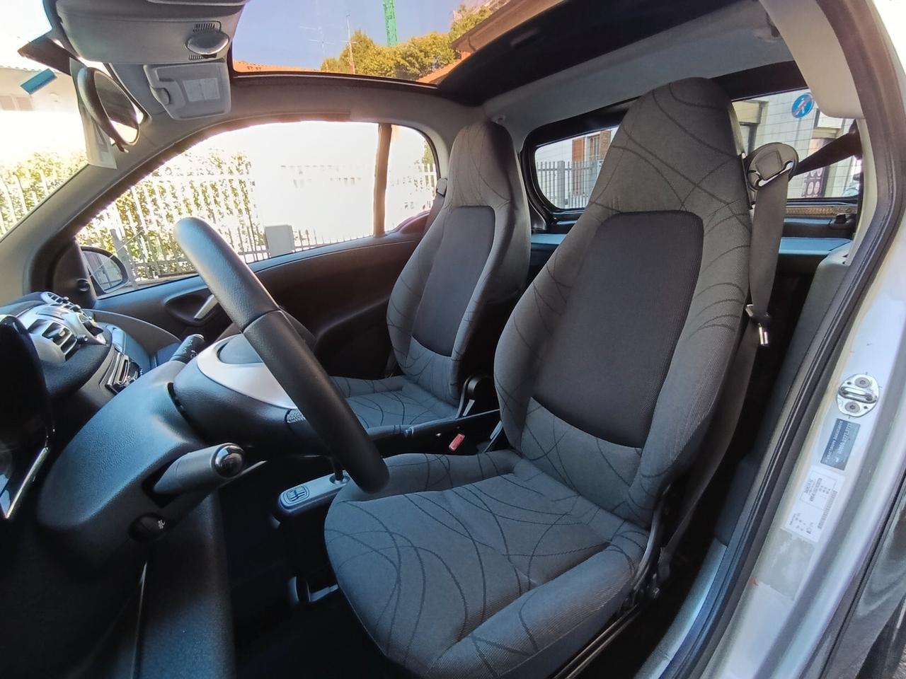 Smart ForTwo 1.0 71 cv MHD coupé passion solo km 41.176